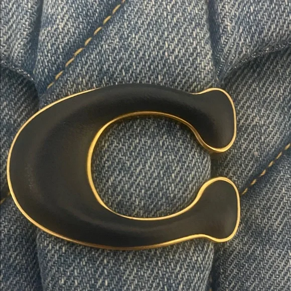 Coach Tabby Shoulder Bag 20 With Quilting - Picture 4 of 16